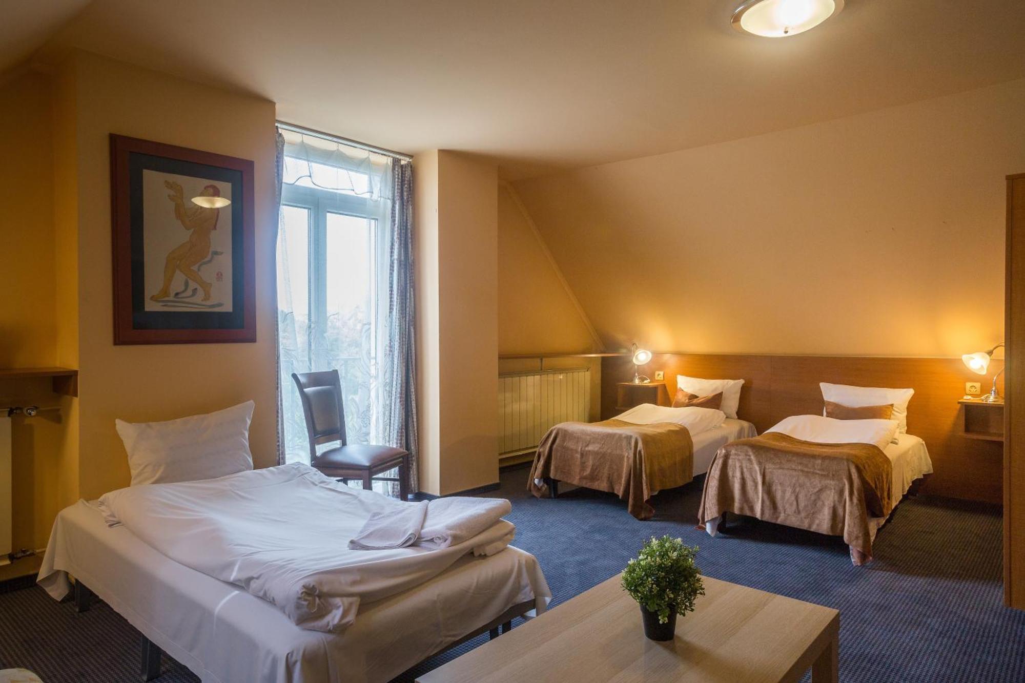 Hotel Luna Budapest — Photos 2